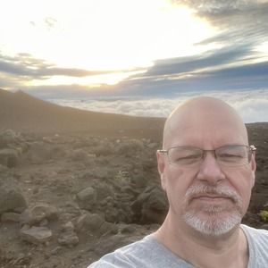 Meet your Posher, Bill